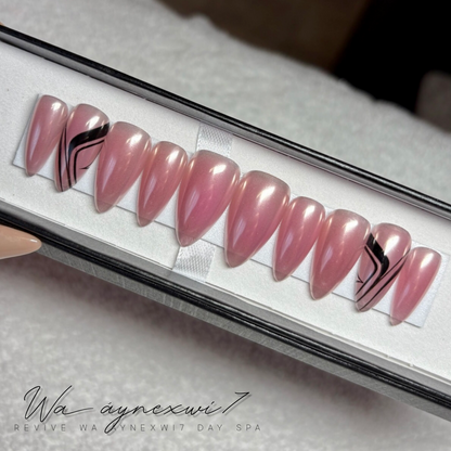 Detailed Custom Perfect Fit Press On Nails