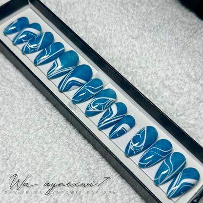 CUSTOMIZABLE Detailed Standard Press On Nails