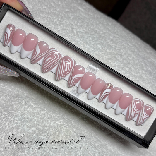 Detailed Custom Standard Fit Press On Nails