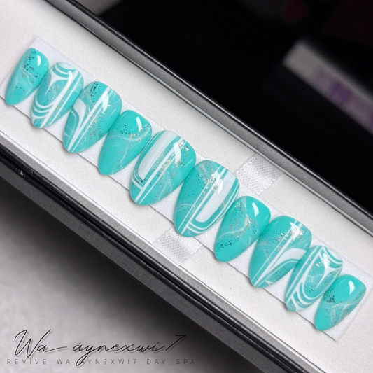 Detailed Custom Perfect Fit Press On Nails